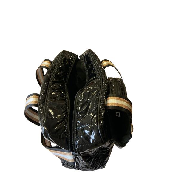 Black Quilted Pickleball Bag Puffer Stripe Strap Paddle Pocket - Picture 12 of 14